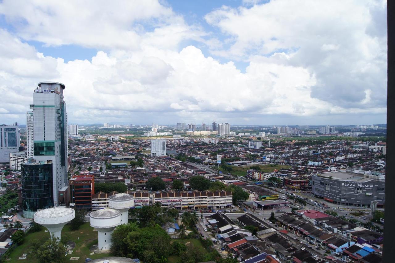Twin Galaxy Suites By Iconic Bliss Johor Bahru Exterior foto