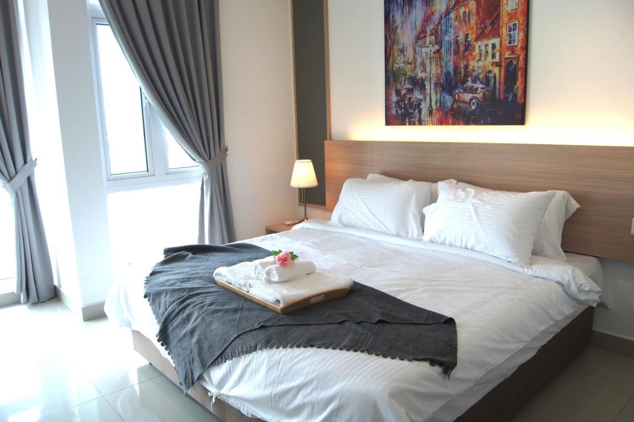Twin Galaxy Suites By Iconic Bliss Johor Bahru Exterior foto