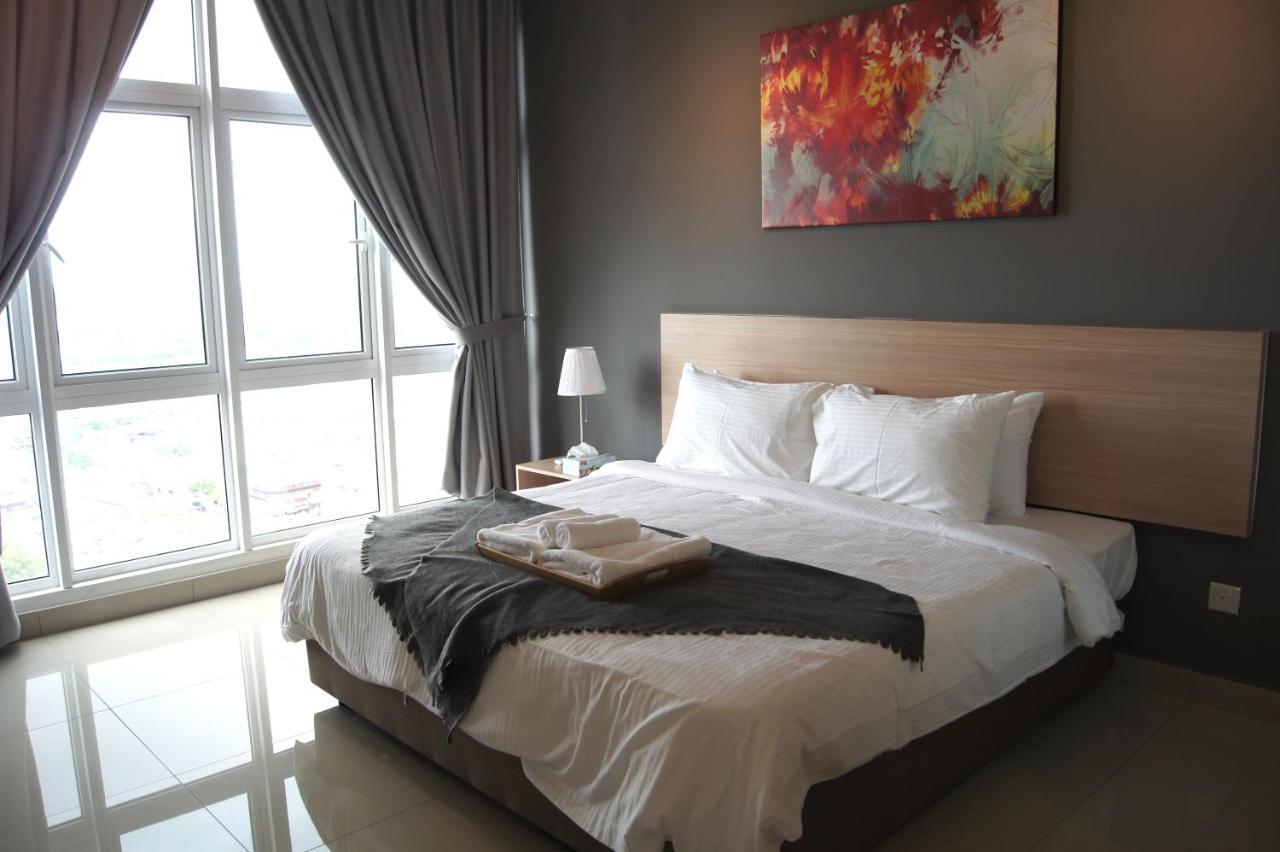 Twin Galaxy Suites By Iconic Bliss Johor Bahru Exterior foto