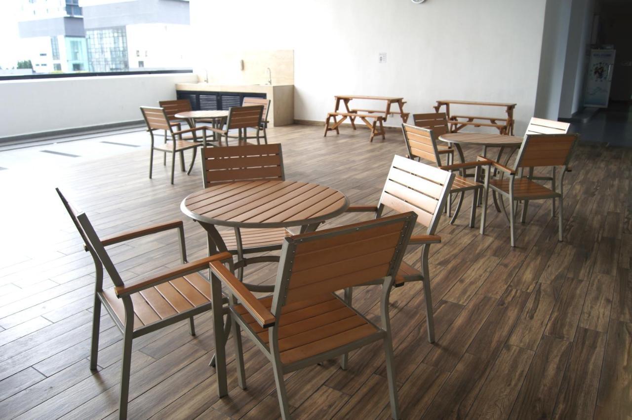 Twin Galaxy Suites By Iconic Bliss Johor Bahru Exterior foto