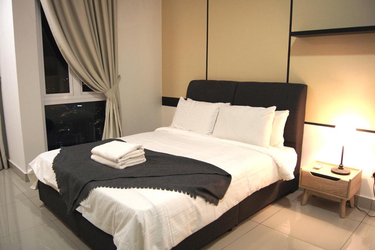 Twin Galaxy Suites By Iconic Bliss Johor Bahru Exterior foto